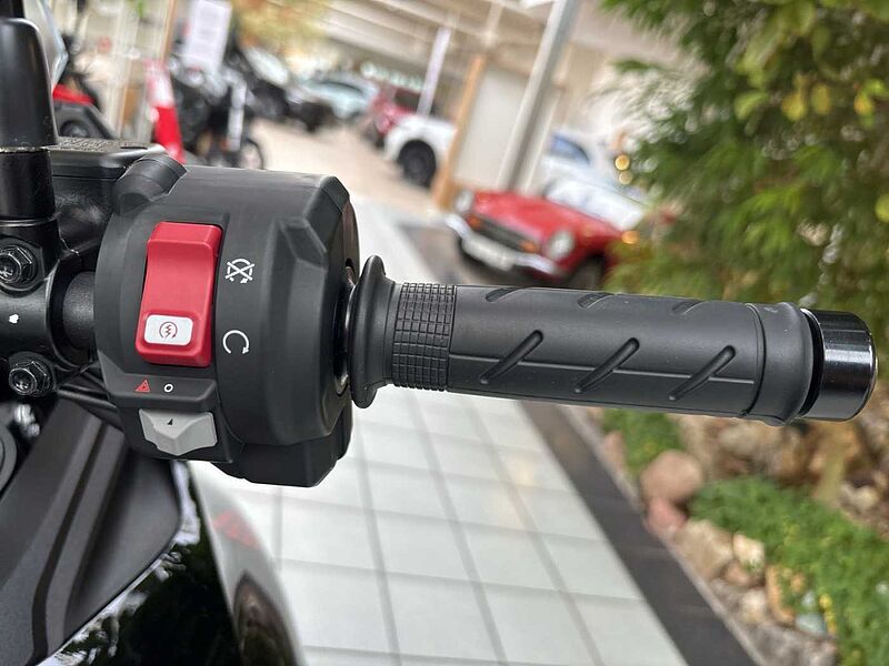 Honda XL 750 Transalp 2025 Vorf&uuml;hrer