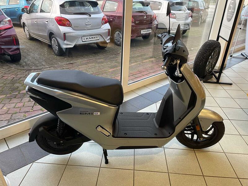 Honda EM1 e