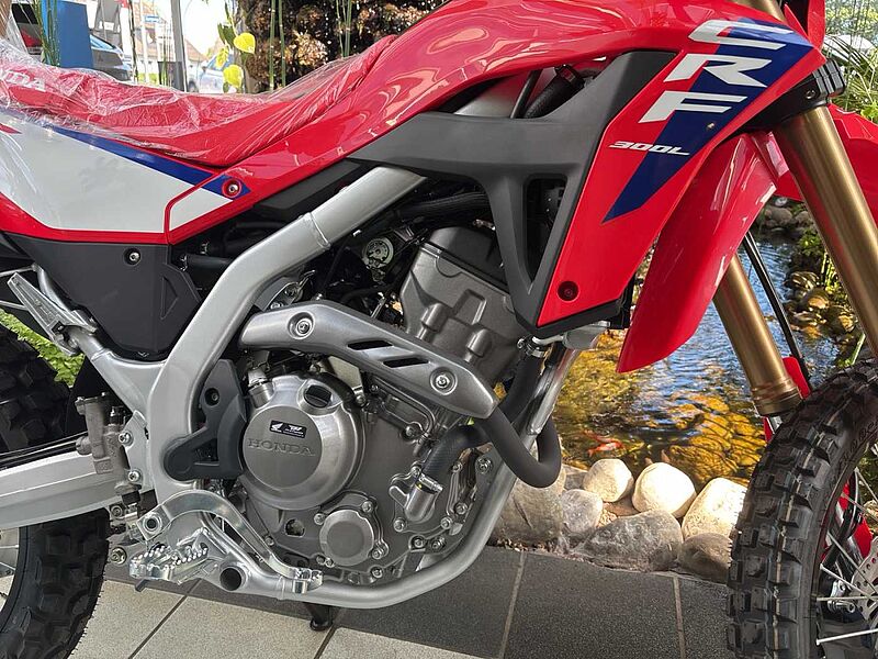 Honda CRF 300 L 2025 6 Jahre Garantie