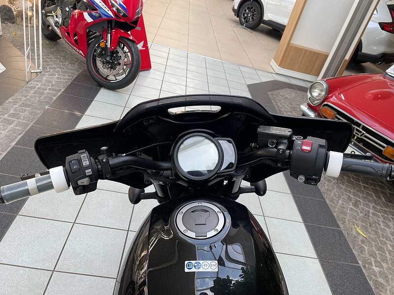 Honda CMX 1100 Rebel Tour