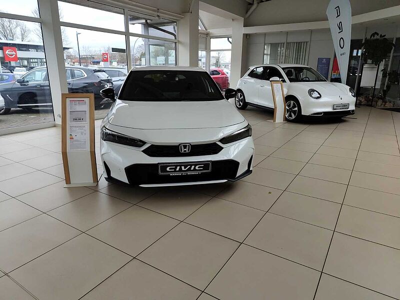 Honda Civic e: HEV 2.0 i-MMD Hybrid Sport