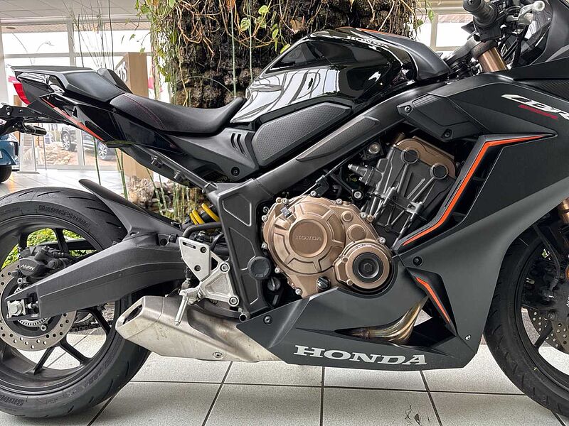Honda CBR 650R